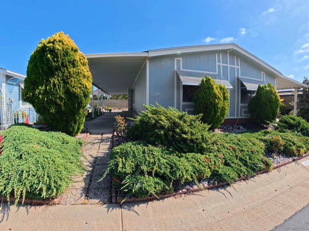 Oceanside, CA 92057,5201 Colonial Way