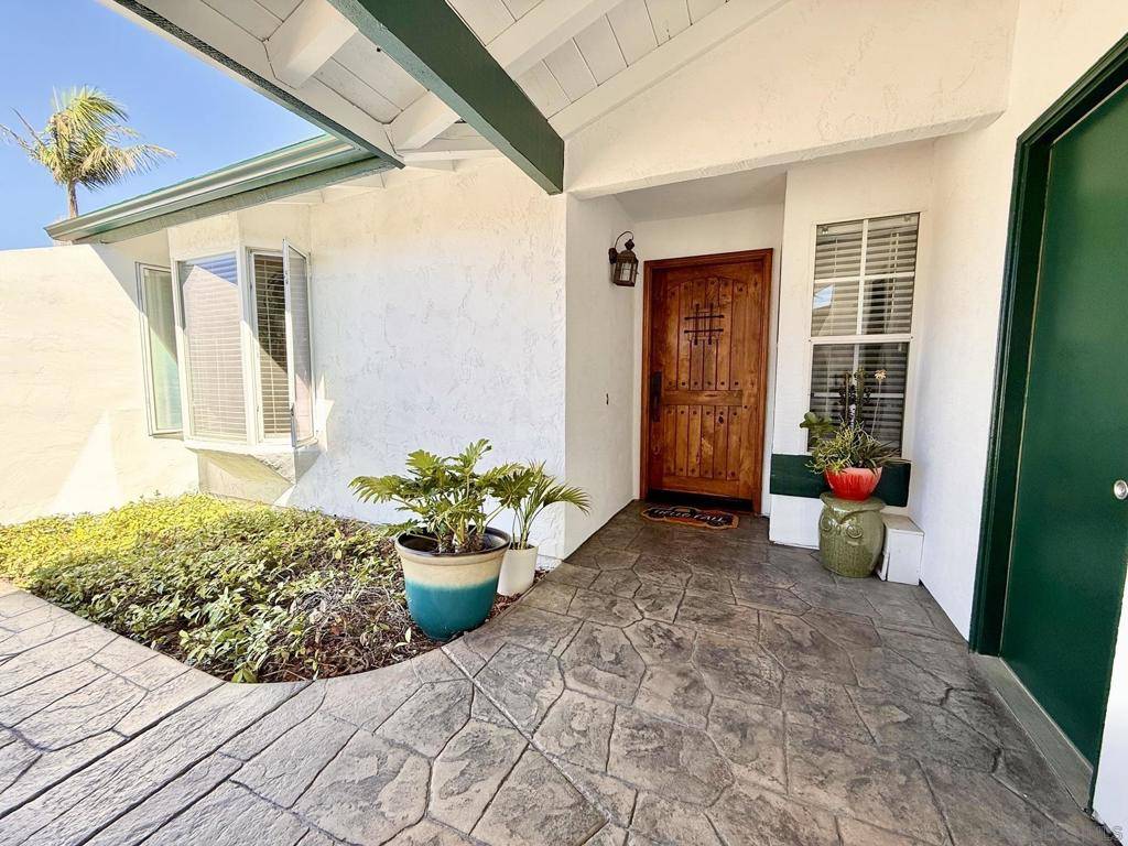 San Diego, CA 92111,2767 Lancha St