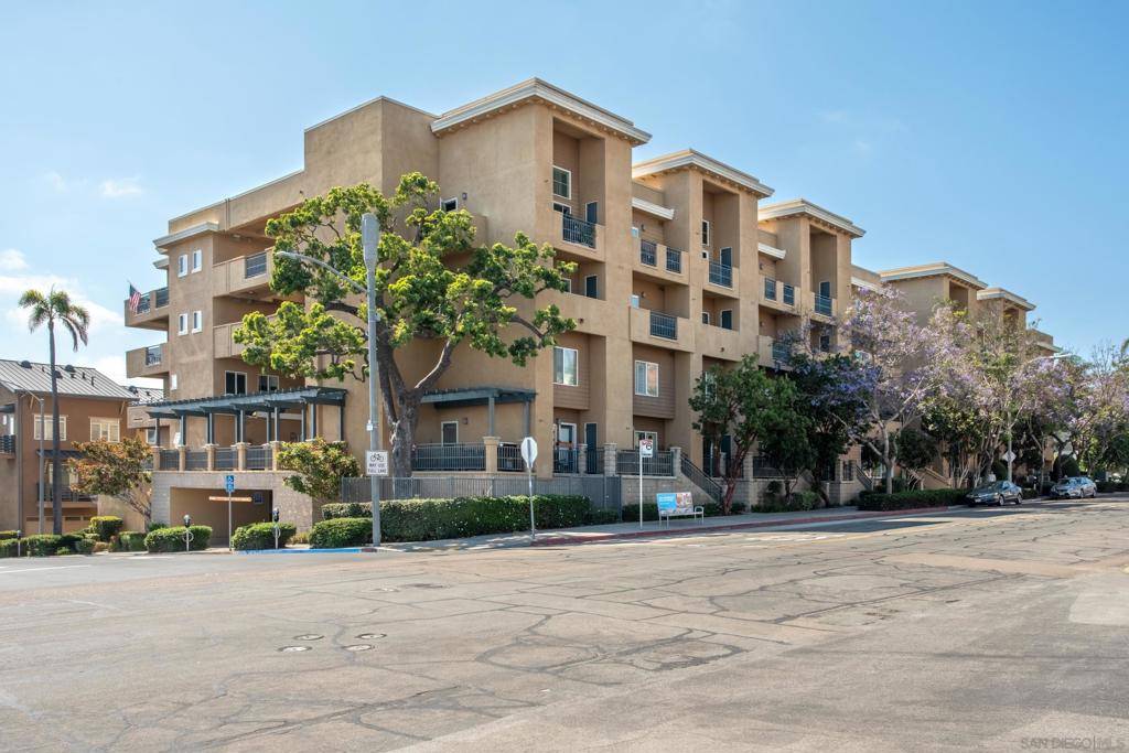 San Diego, CA 92101,2330 1st Ave #115