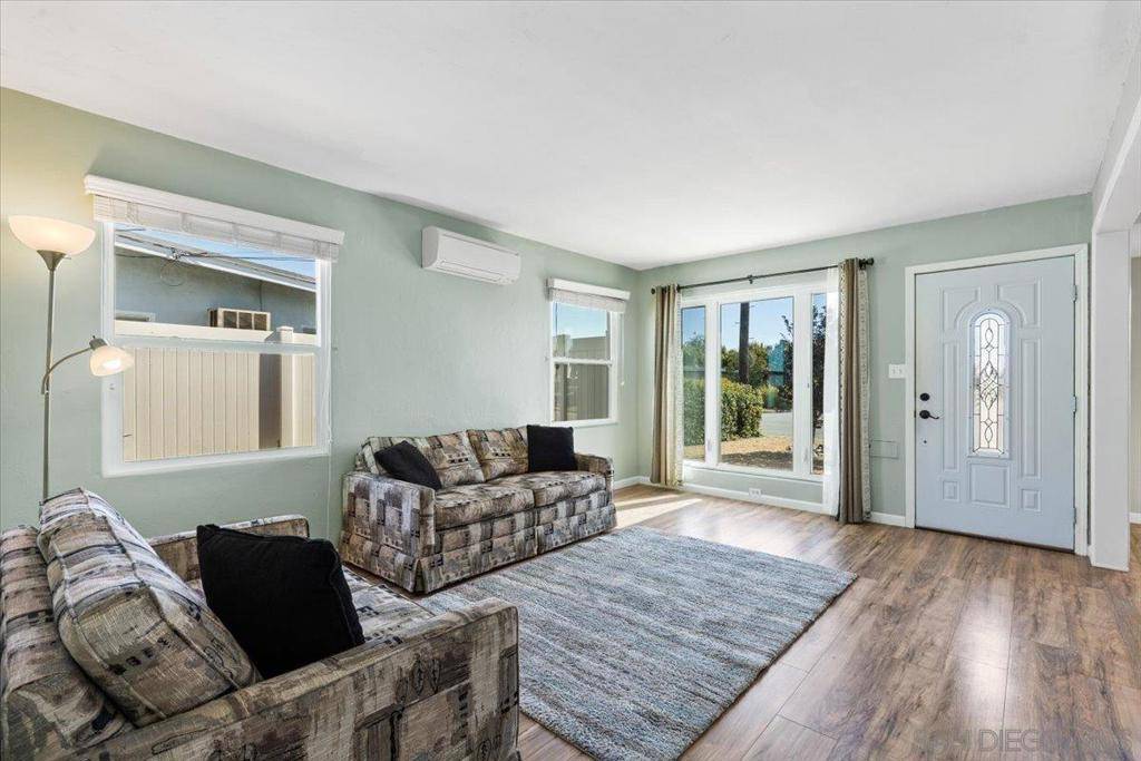 San Diego, CA 92115,3803 Billman St