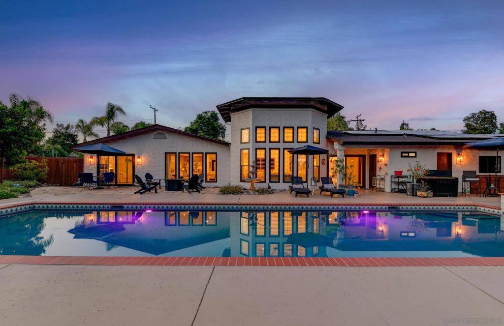 Poway, CA 92064,13555 Sagewood Dr