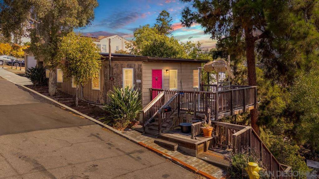 San Diego, CA 92104,2950 Nutmeg St