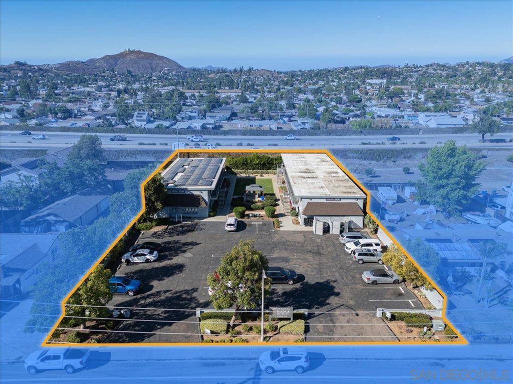 El Cajon, CA 92021,1386 Oakdale Avenue
