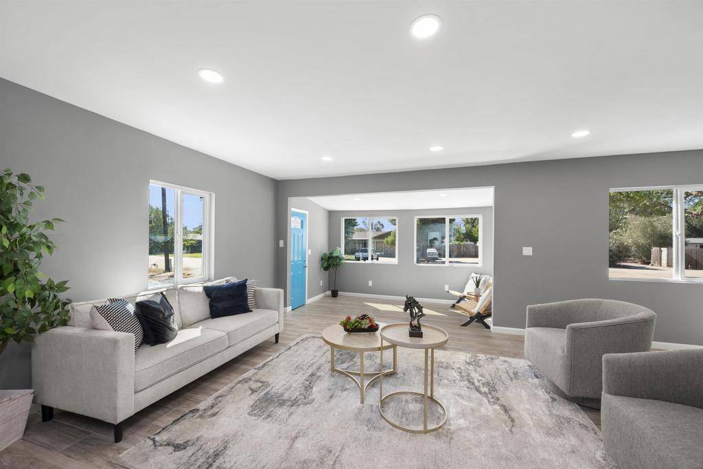 Ramona, CA 92065,2235 Toub St