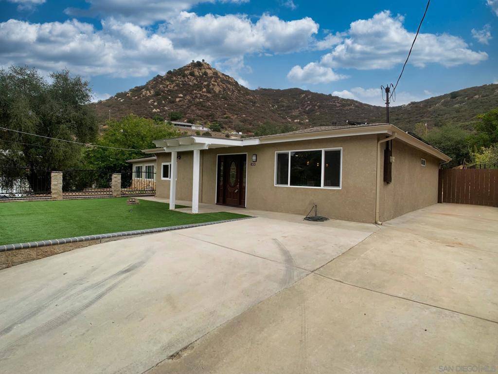 El Cajon, CA 92019,833 RENFRO WAY