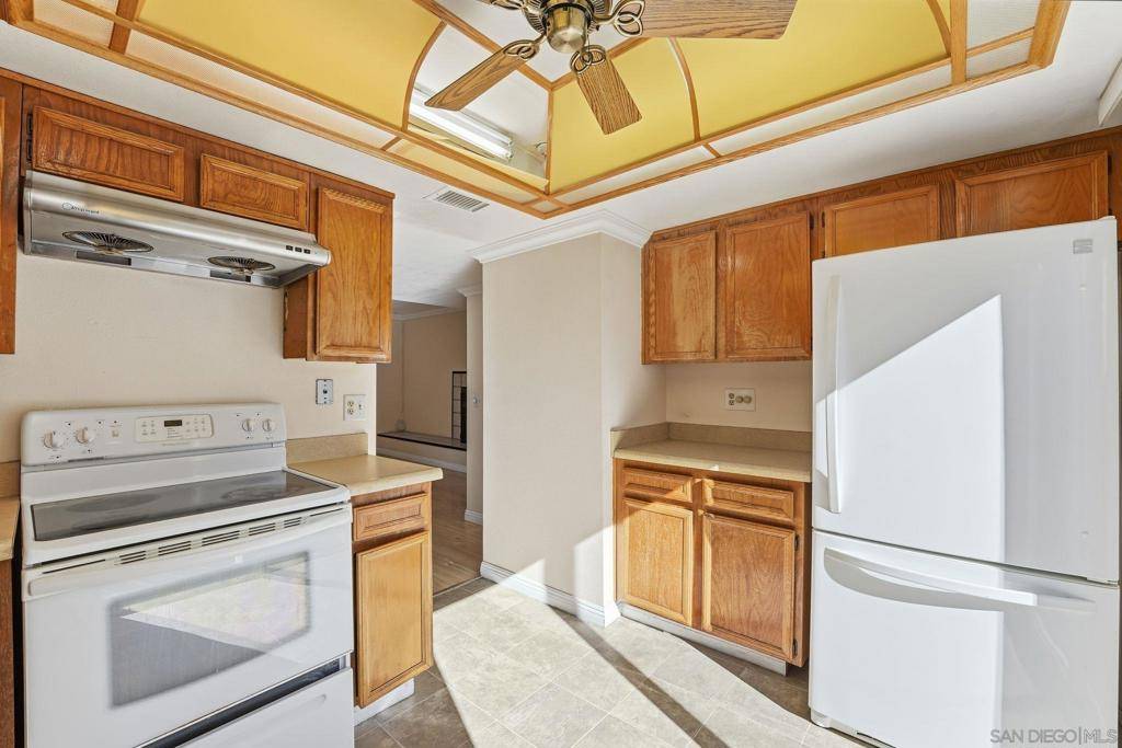 El Cajon, CA 92021,1585 Stone Edge Cir