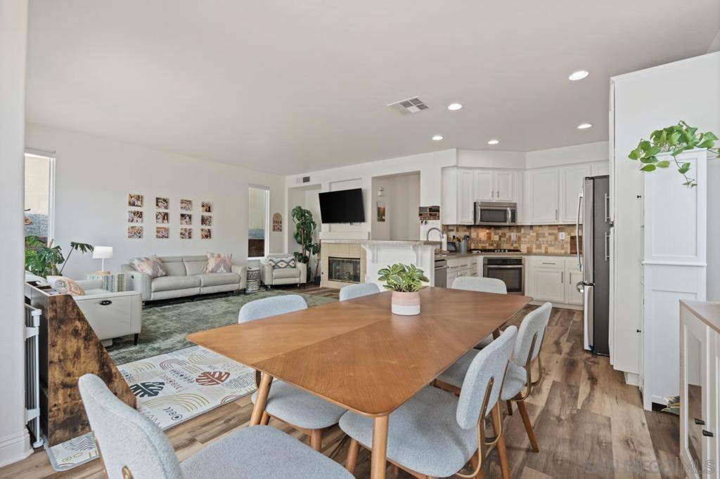 Chula Vista, CA 91915,2993 Weeping Willow