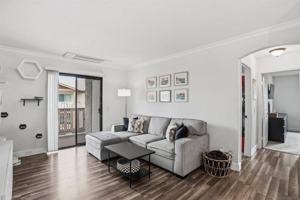 El Cajon, CA 92021,1423 Graves Ave #240