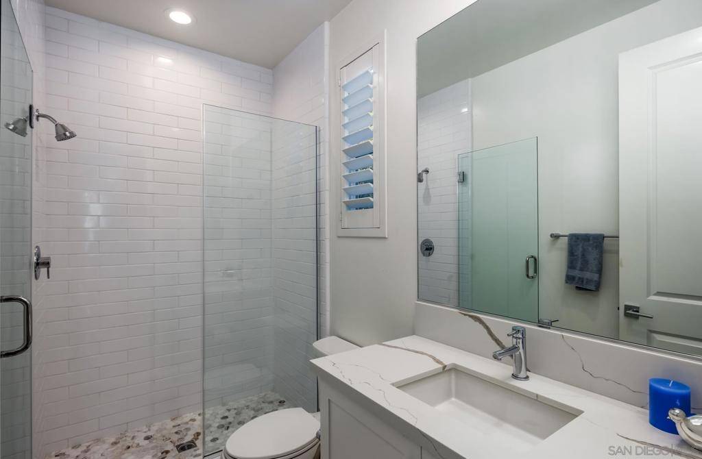 Encinitas, CA 92024,939 Moonstone Ct