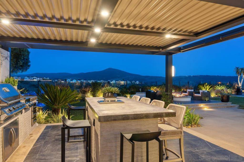 San Diego, CA 92127,15473 Tanner Ridge Rd