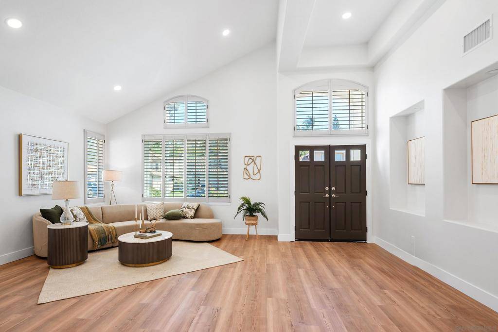 San Marcos, CA 92078,2042 Sequoia St