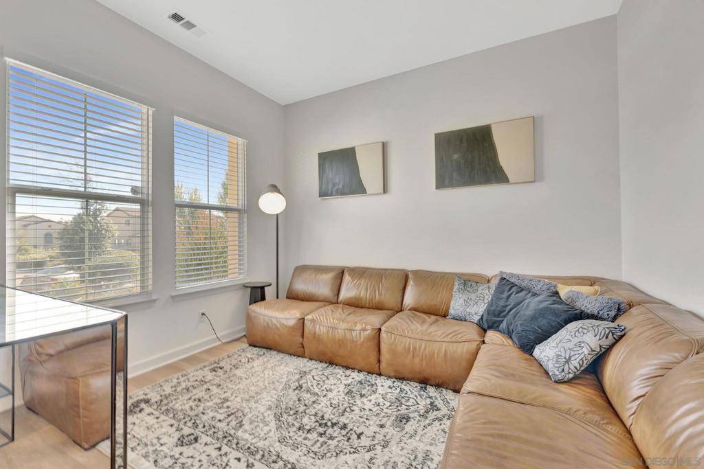 Escondido, CA 92026,1221 Stockton Pl