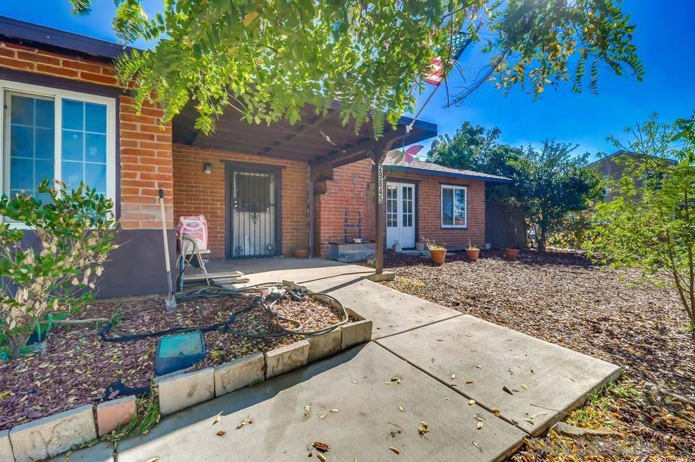 Campo, CA 91906,29845 Lake View Dr.