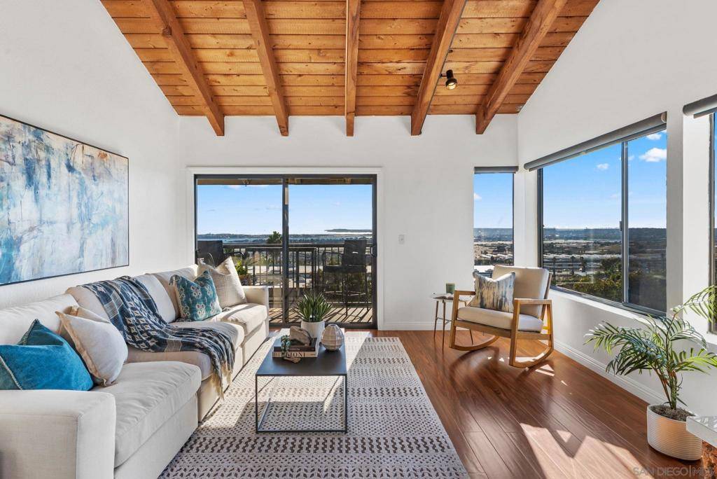 San Diego, CA 92103,1670 Guy St #B