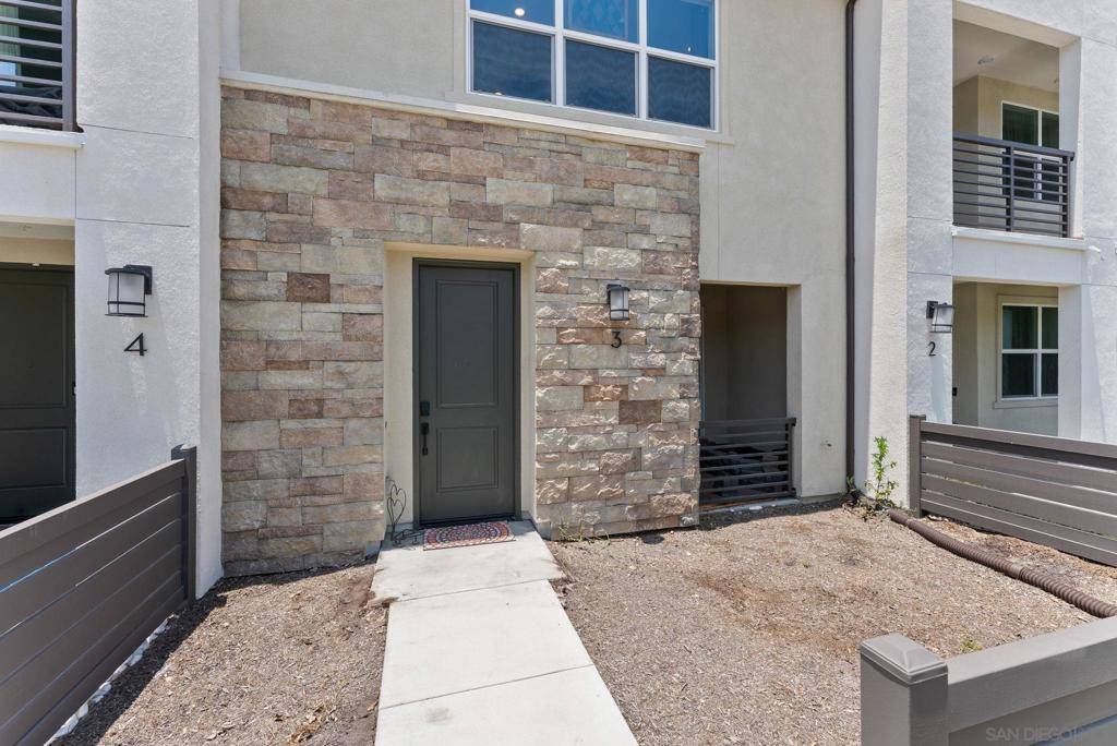 Chula Vista, CA 91911,792 Vada St #3