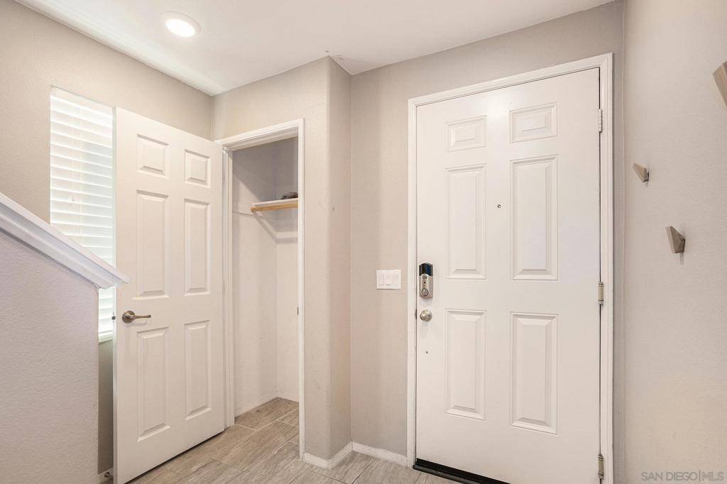 Chula Vista, CA 91915,2840 Athens Rd #10