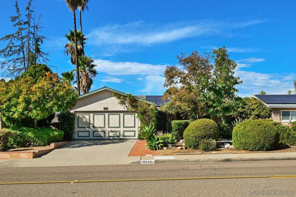 Escondido, CA 92027,2050 Oak Hill Dr