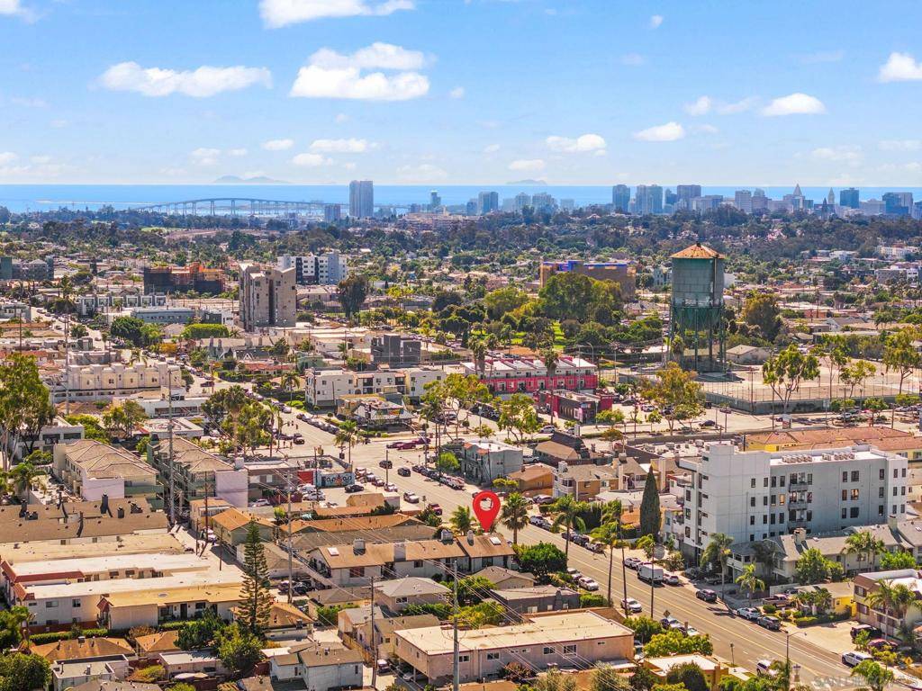 San Diego, CA 92104,4355 Utah Street #2