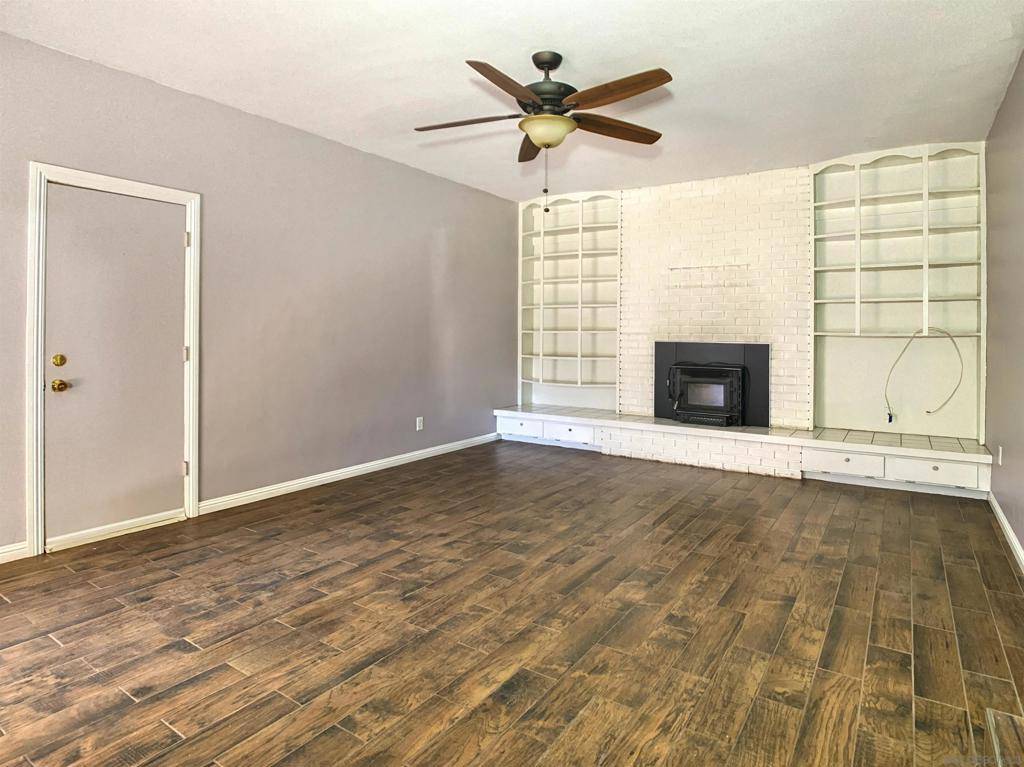 El Cajon, CA 92019,1885 EUCLID AVE