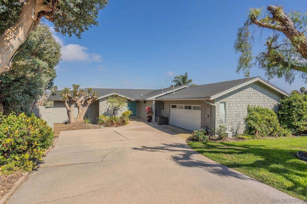 Carlsbad, CA 92009,2438 Sacada Cir