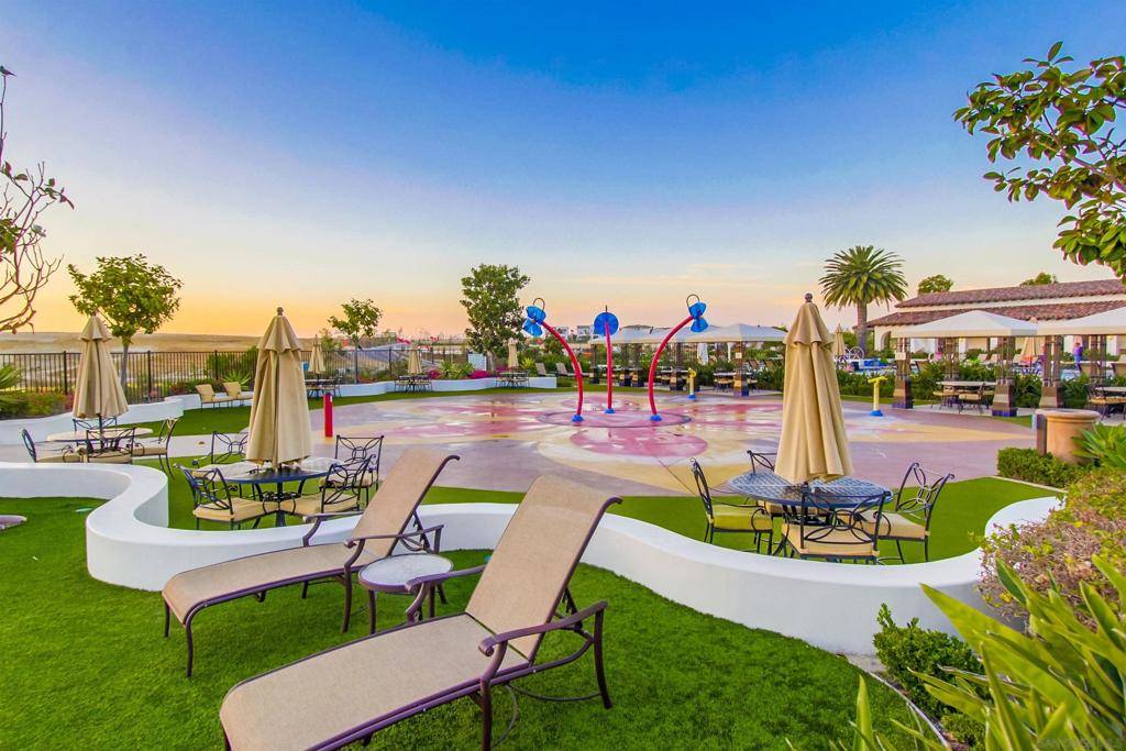 San Diego, CA 92130,6073 Roselle Meadows Trl