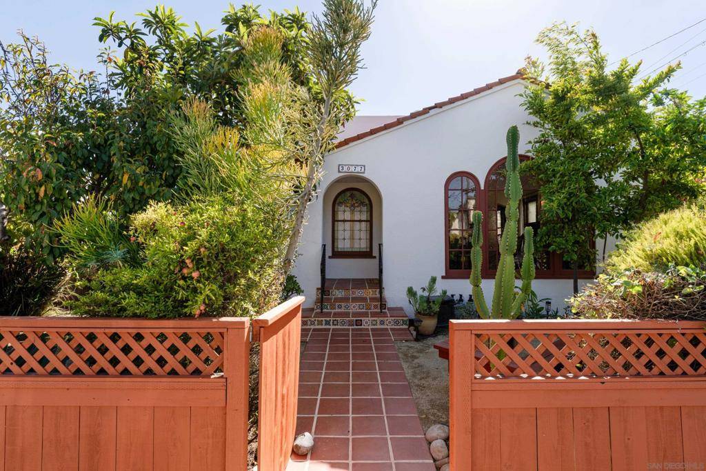 San Diego, CA 92104,3077 Landis St