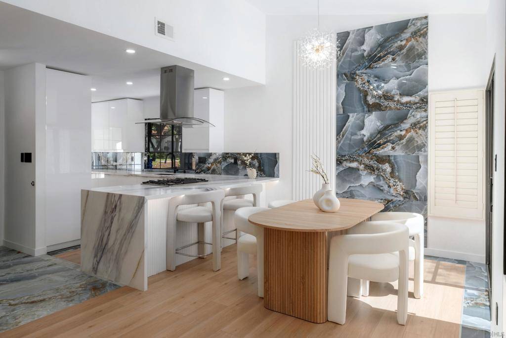 San Diego, CA 92130,3510 Voyager Cir