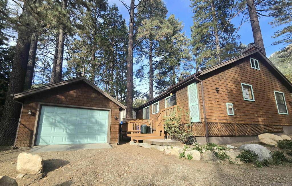 Idyllwild, CA 92549,25093 Rim Rock Rd