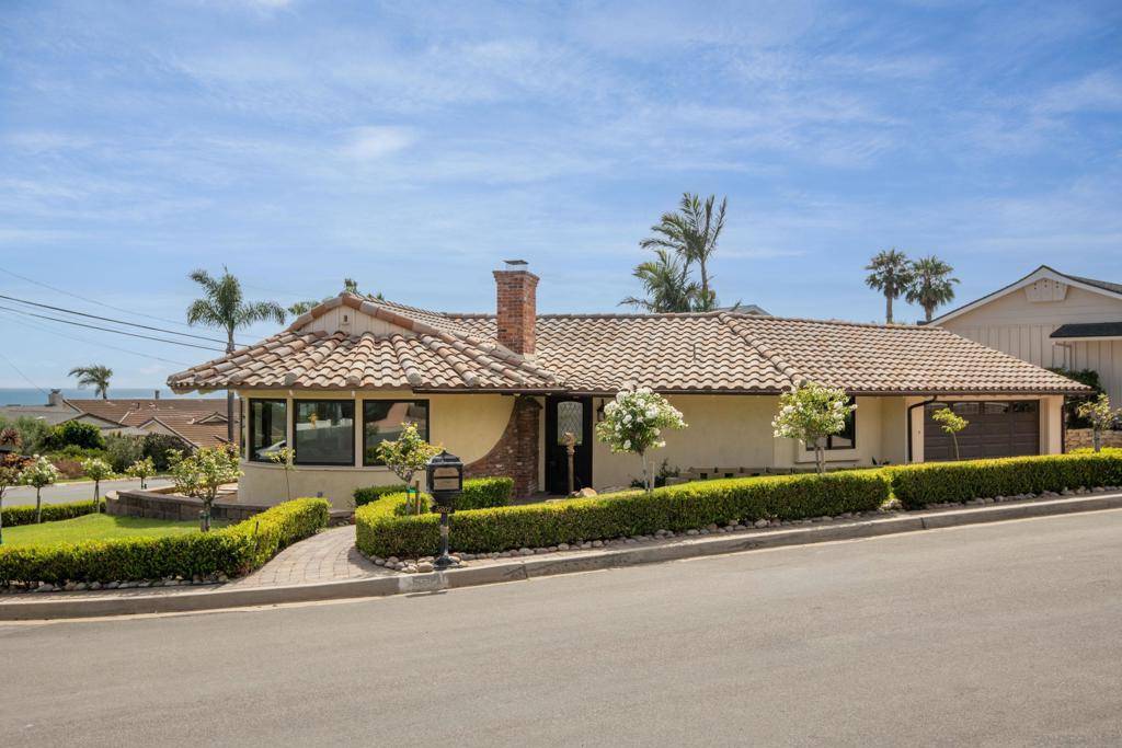 La Jolla, CA 92037,5602 Ladybird Lane