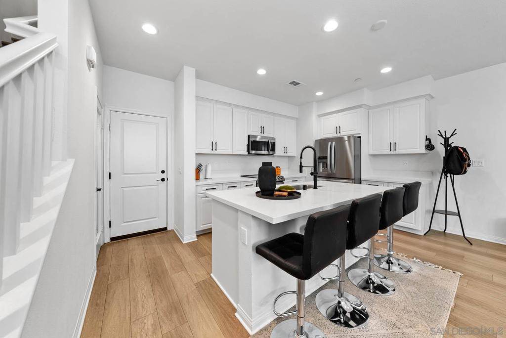 Spring Valley, CA 91977,10553 Graphite St