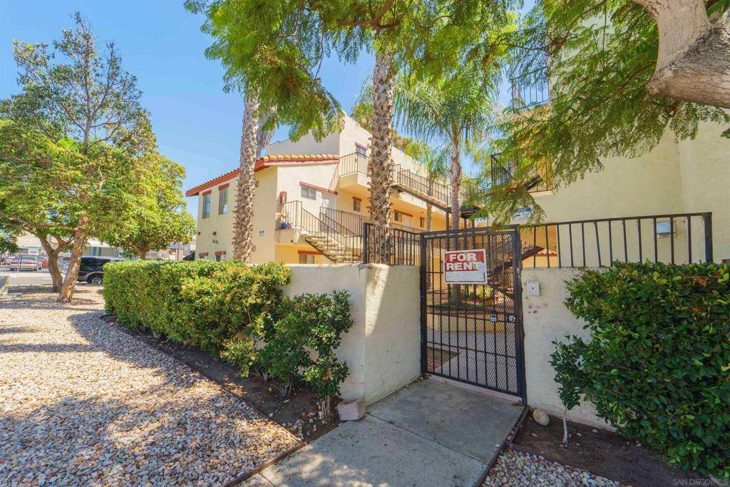 San Diego, CA 92113,3691 National