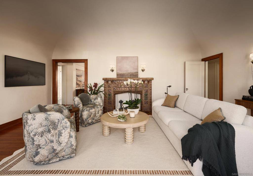 San Diego, CA 92103,1405 Torrance Street