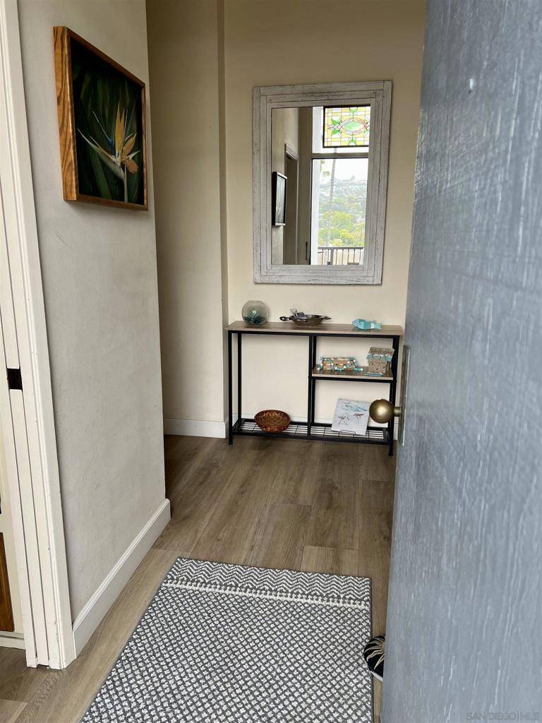 La Jolla, CA 92037,8263 Camino Del Oro #477