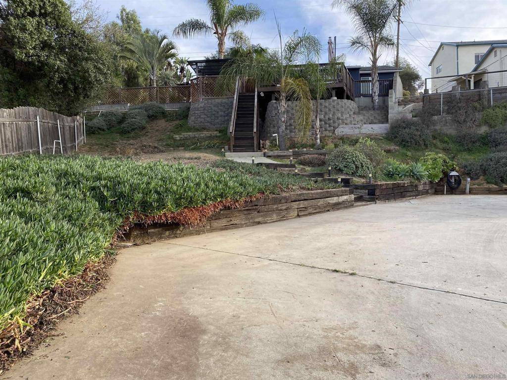 El Cajon, CA 92021,238 Lilac Dr