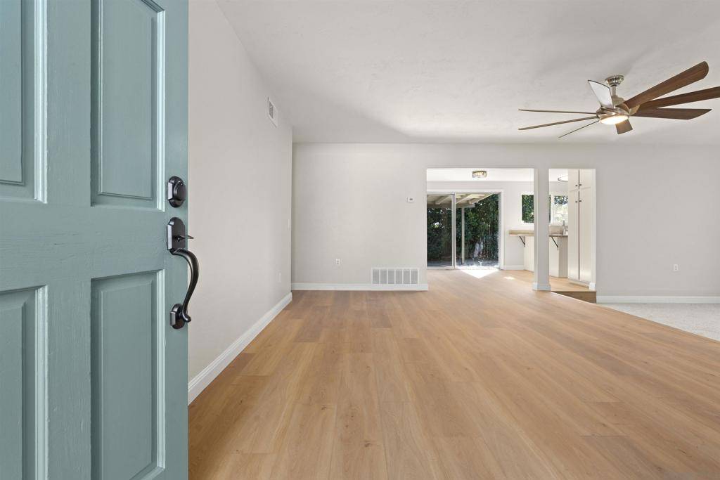 Santee, CA 92071,8743 Rumson Dr