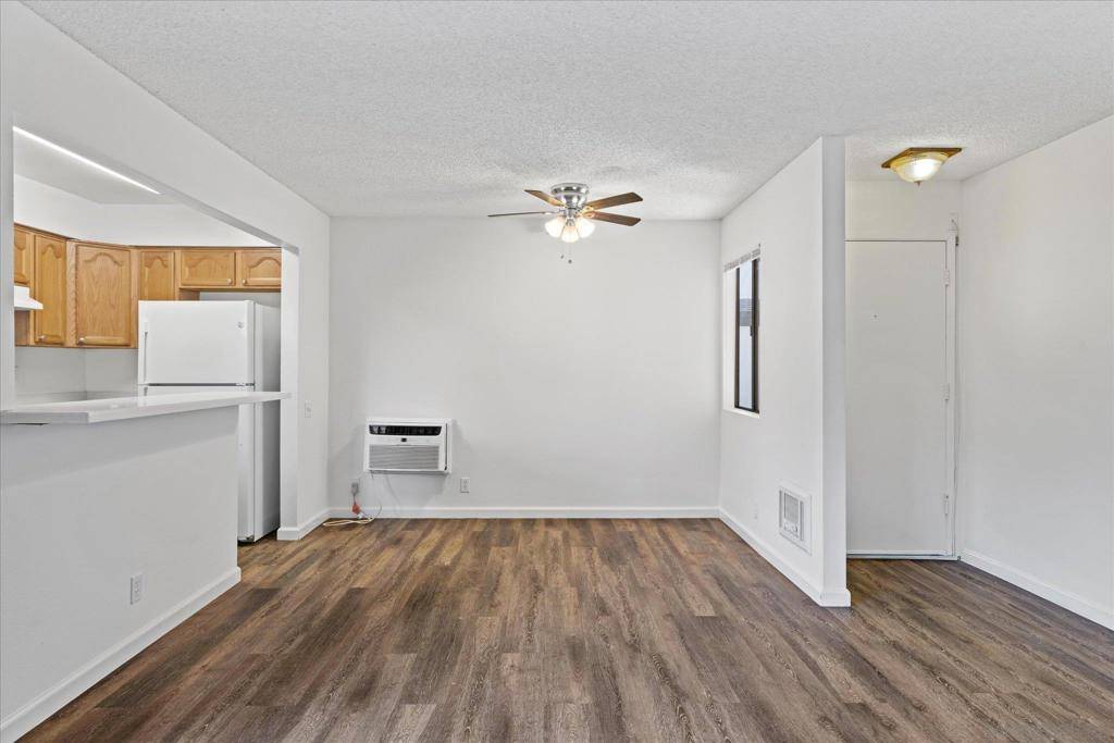 San Diego, CA 92108,8069 Caminito De Pizza #F