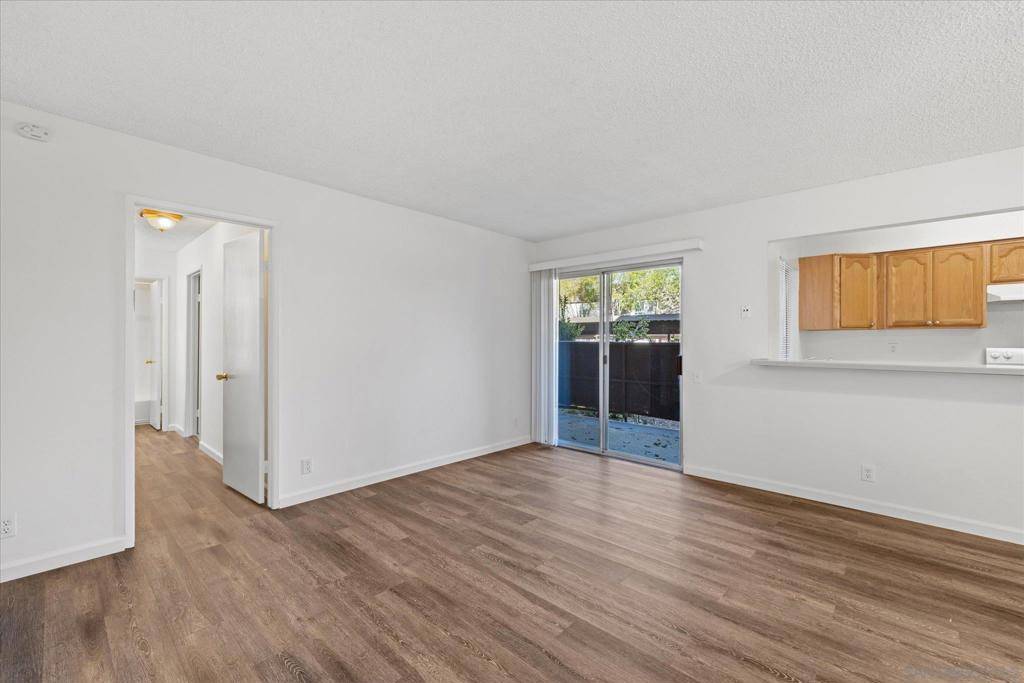 San Diego, CA 92108,8069 Caminito De Pizza #F