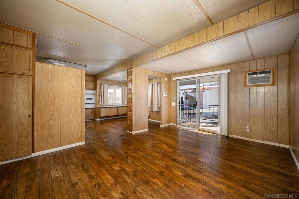 El Cajon, CA 92019,410 S 1st St #Spc 145