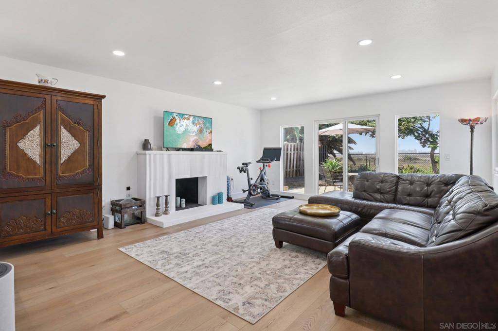 Imperial Beach, CA 91932,1360 5Th St