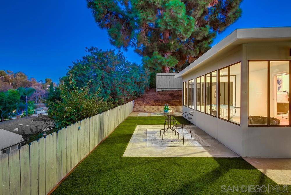 San Diego, CA 92115,4793 54Th St