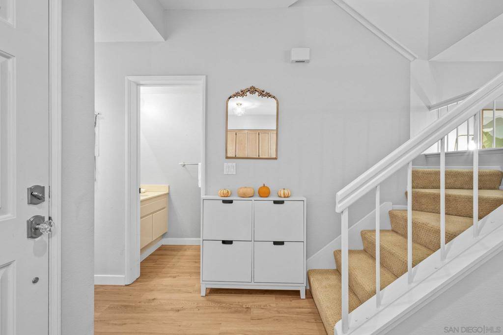 El Cajon, CA 92019,11378 Via Rancho San Diego #C