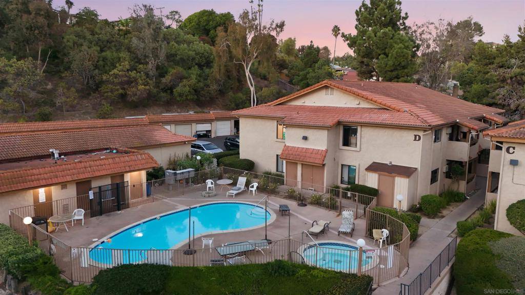 Oceanside, CA 92054,265 Loma Alta Dr #D8