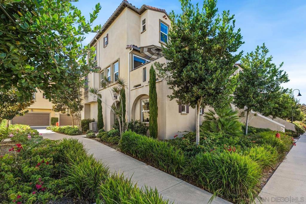 Oceanside, CA 92056,4346 Nautilus Way #6