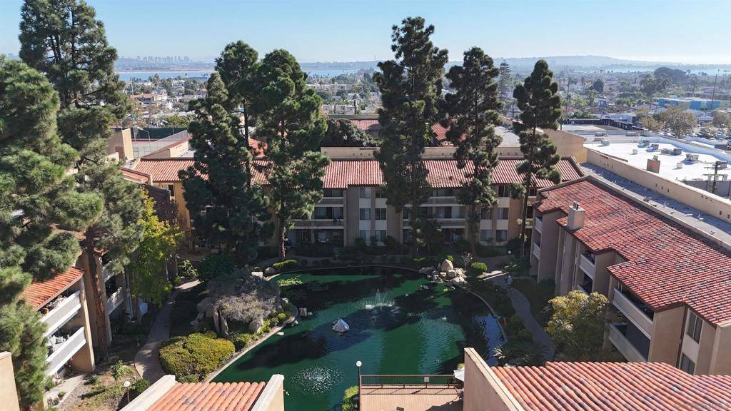 San Diego, CA 92109,1885 Diamond St #333