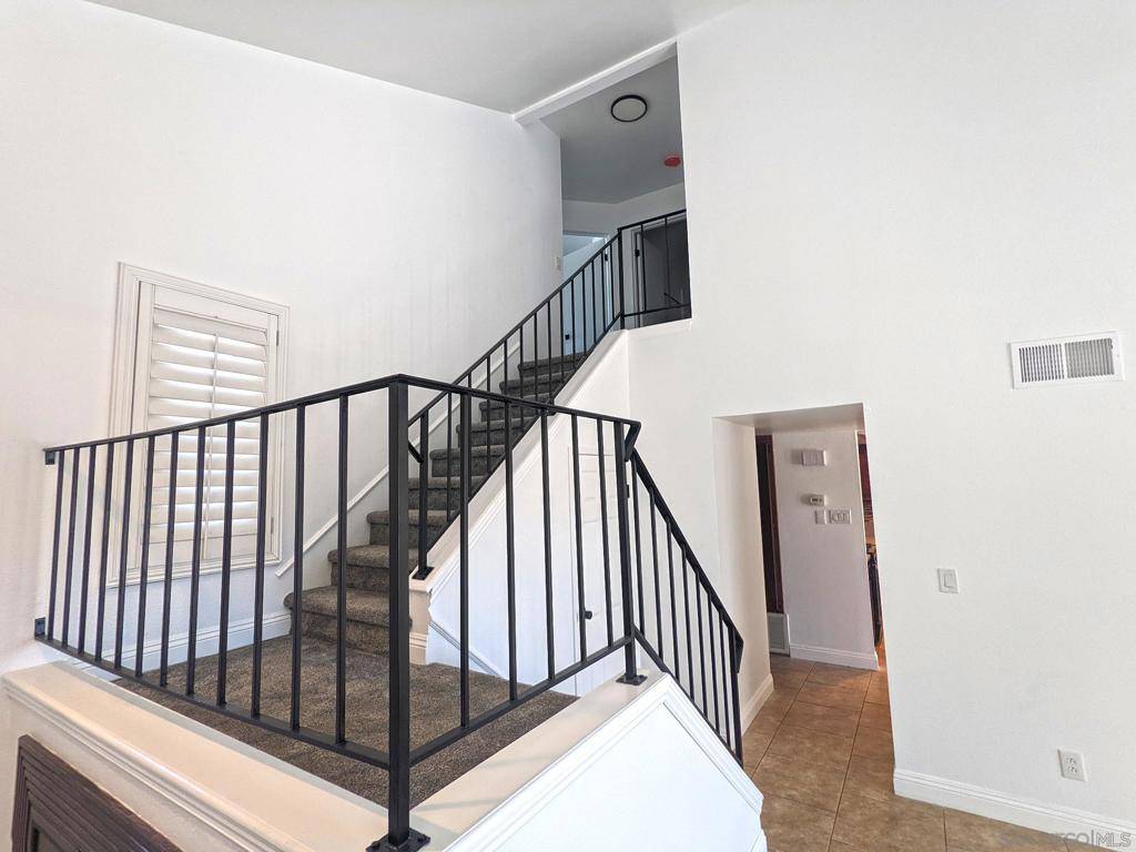 San Marcos, CA 92069,343 Rolling Hills Ln