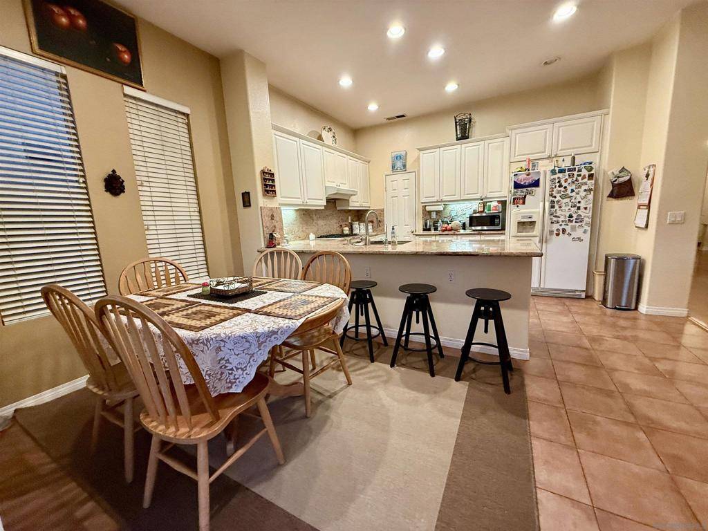 San Diego, CA 92130,5559 Ln