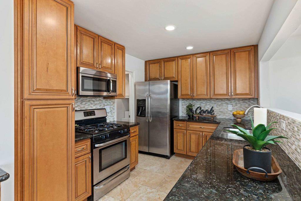 La Mesa, CA 91941,8530 Rockledge Rd