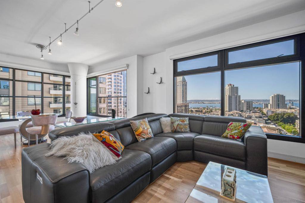 San Diego, CA 92101,645 Front St #1506