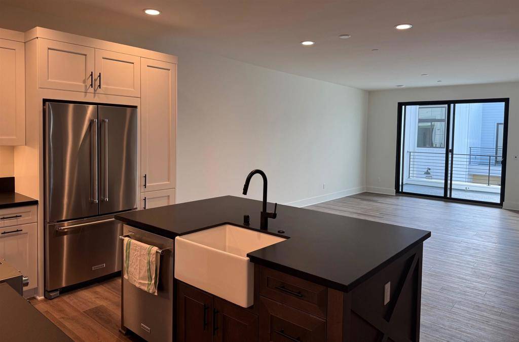 Encinitas, CA 92024,1107 Catania Court #205