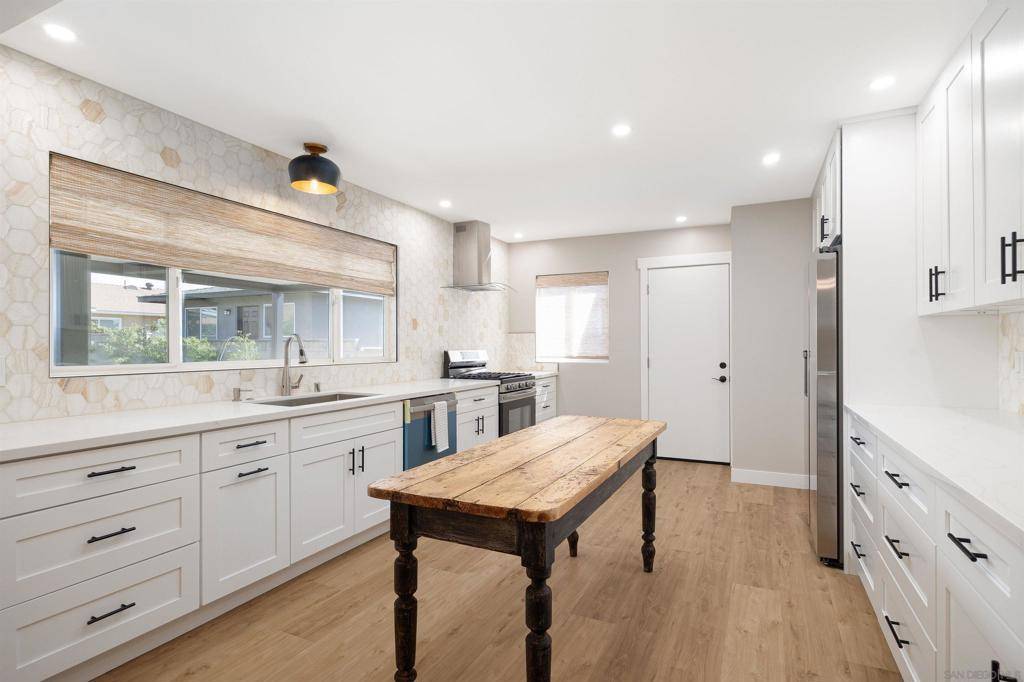 Chula Vista, CA 91911,853 Elm Ave.